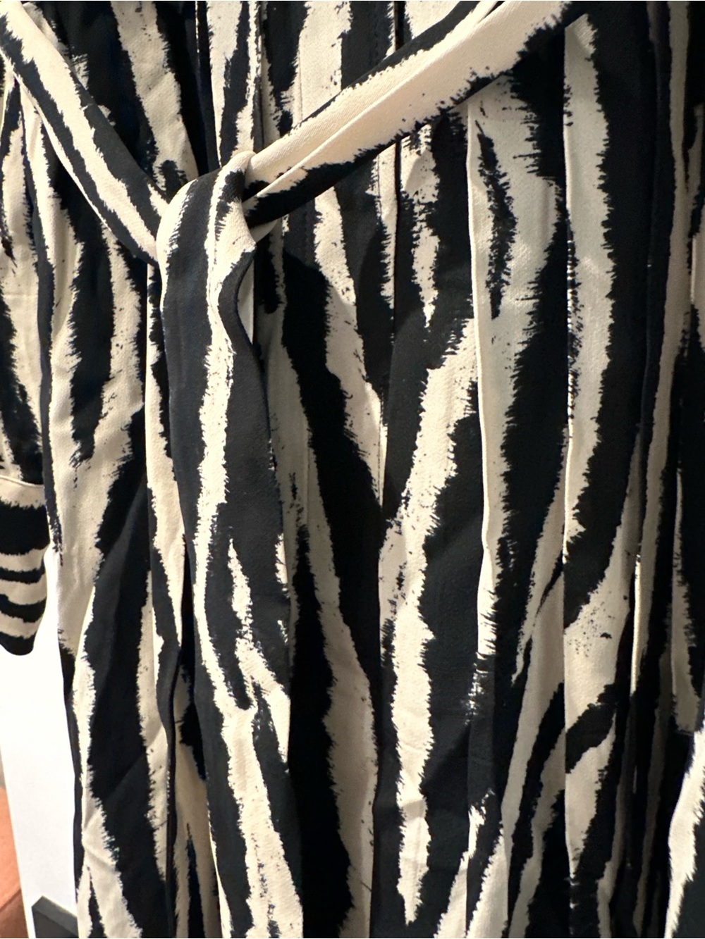 NWOT Massimo Dutti Black and Cream Zebra-Print Maxi Shirt Dress - Picture 4 of 5